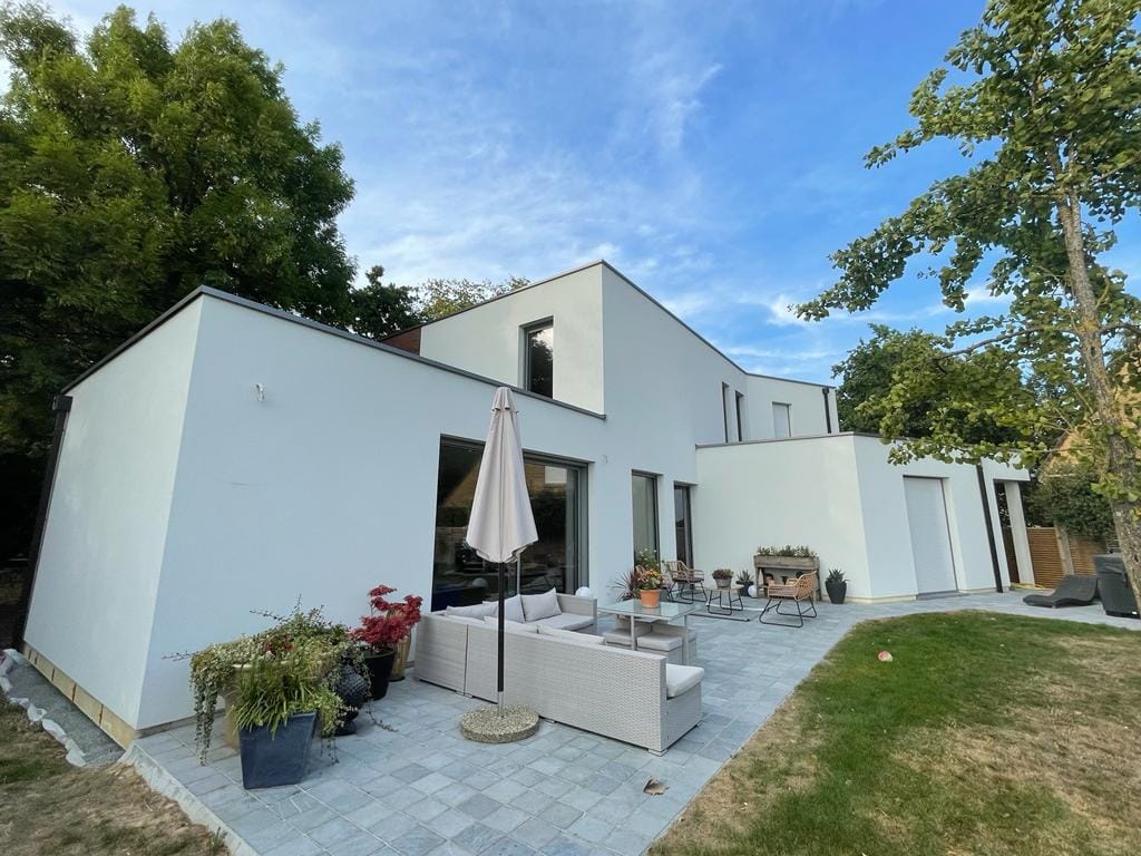 single page feature image